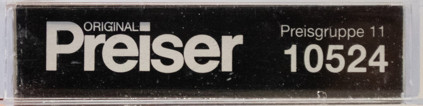 Preiser HO #10524 Pedestrians -- Seated Travellers