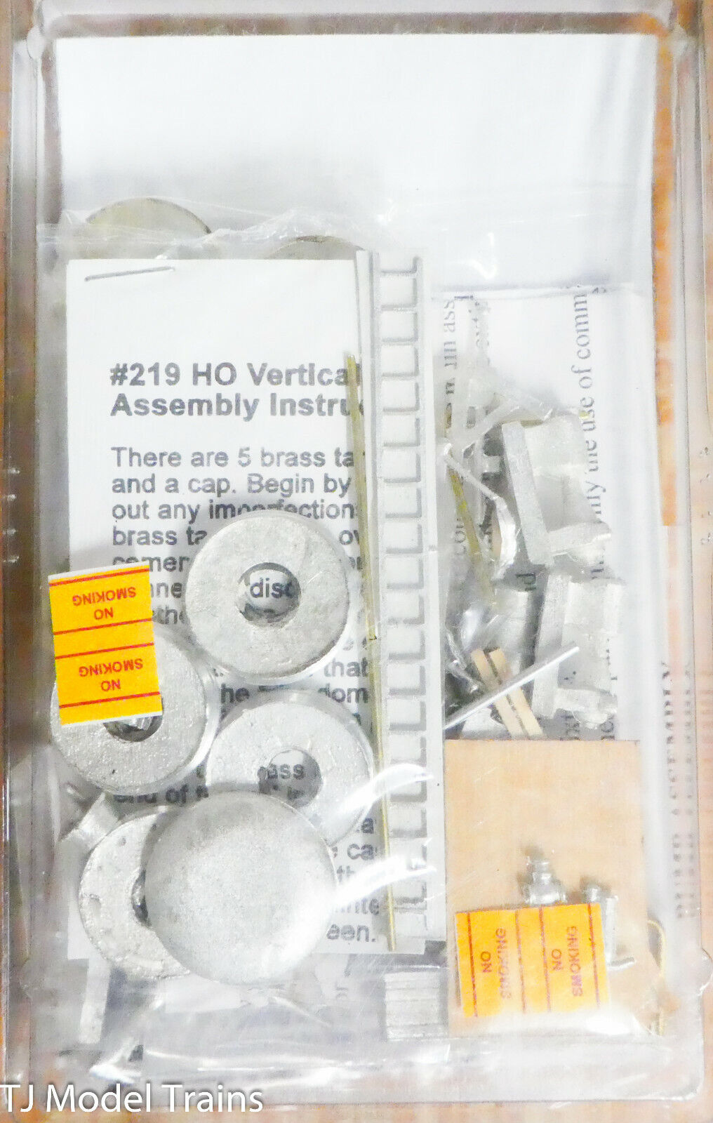 Stewart HO Scale #300 Branchline Fueling Facility (Kit form Light Cast Metal)