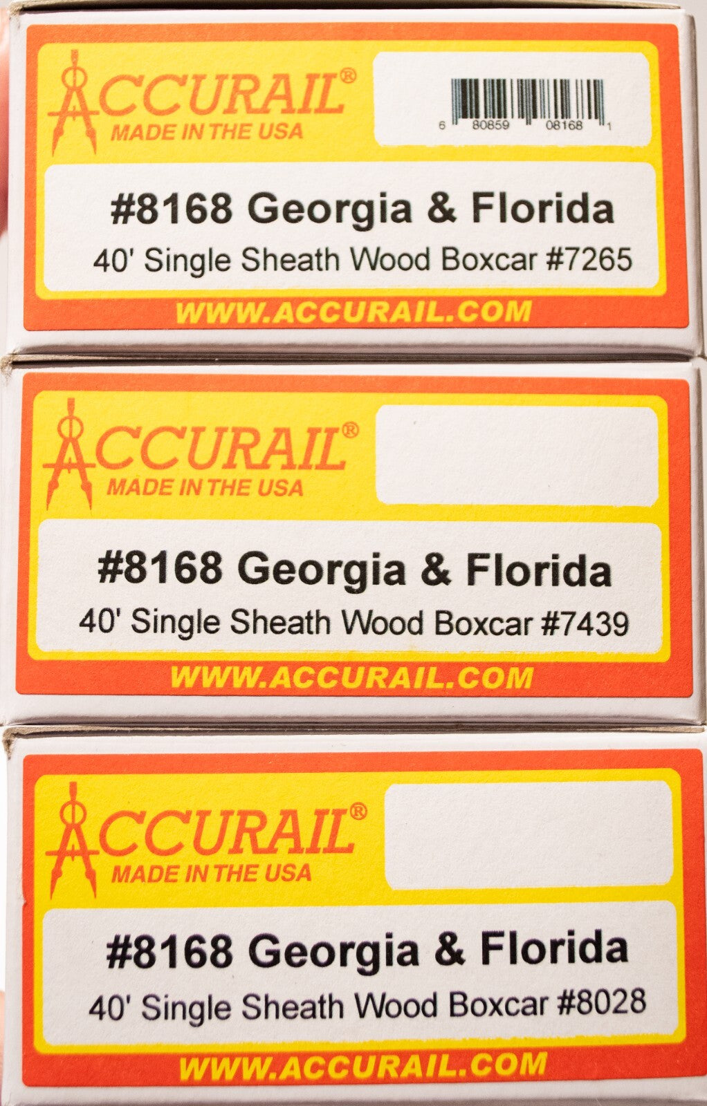 Accurail HO #8168 (3Pck) 40' 6-Panel Single-Sheathed Wood Boxcar w/Steel Doors &