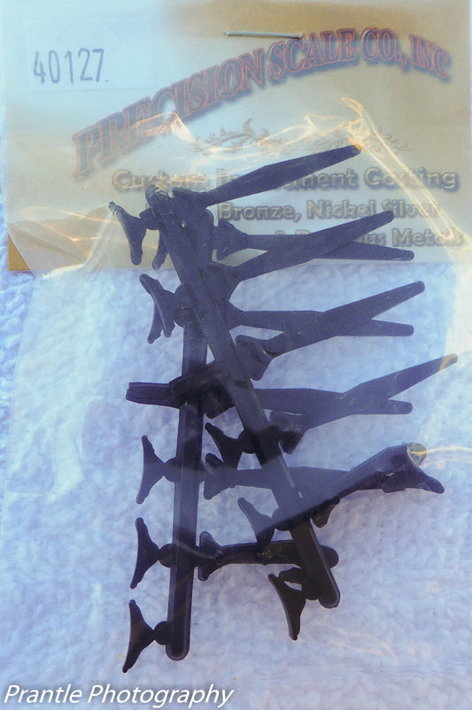 Precision Scale O #40127  Hangers w/ shoes, Loco brake (Plastic) (10 pcs)