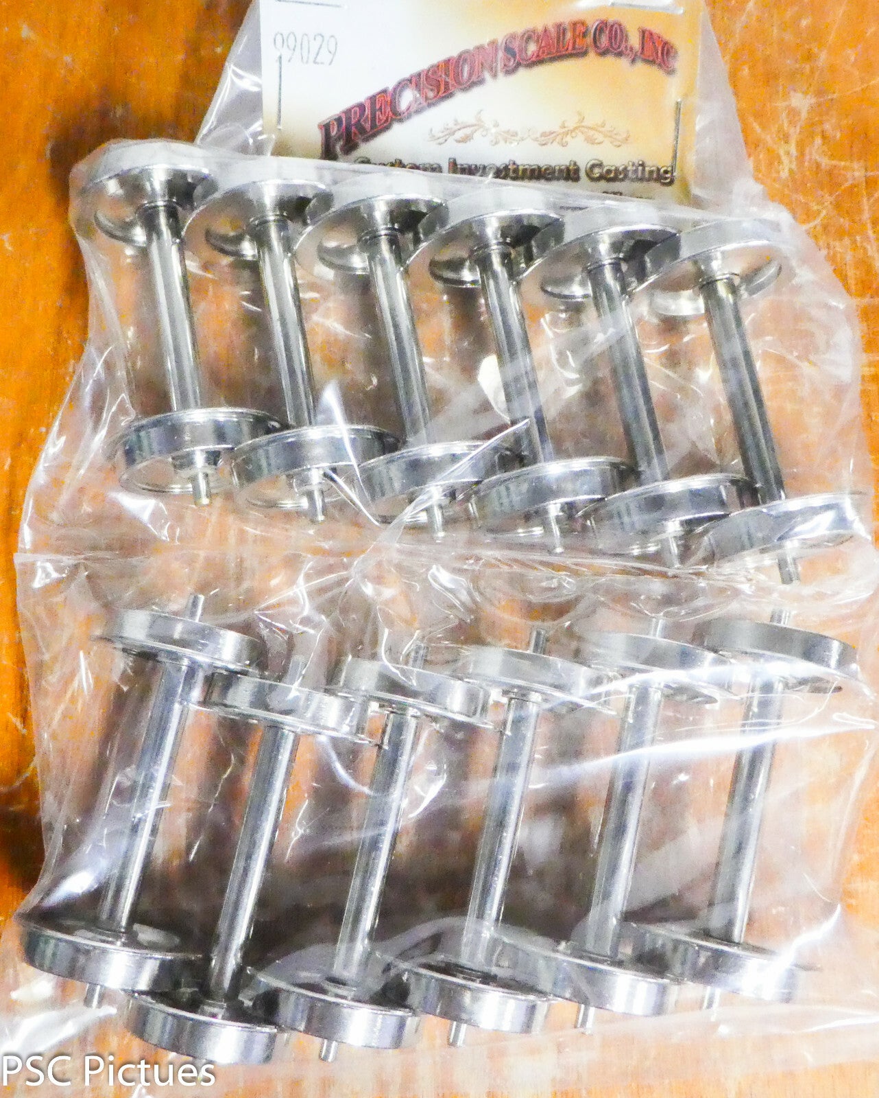 Precision Scale #99029 (33" Wheels Freight Car Wheel Sets, Plated, Insulated 1