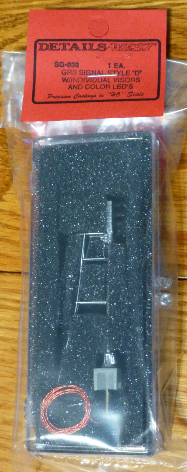Details West HO #938 GRS Signal Style "D" LED's (w/Individual Visors)