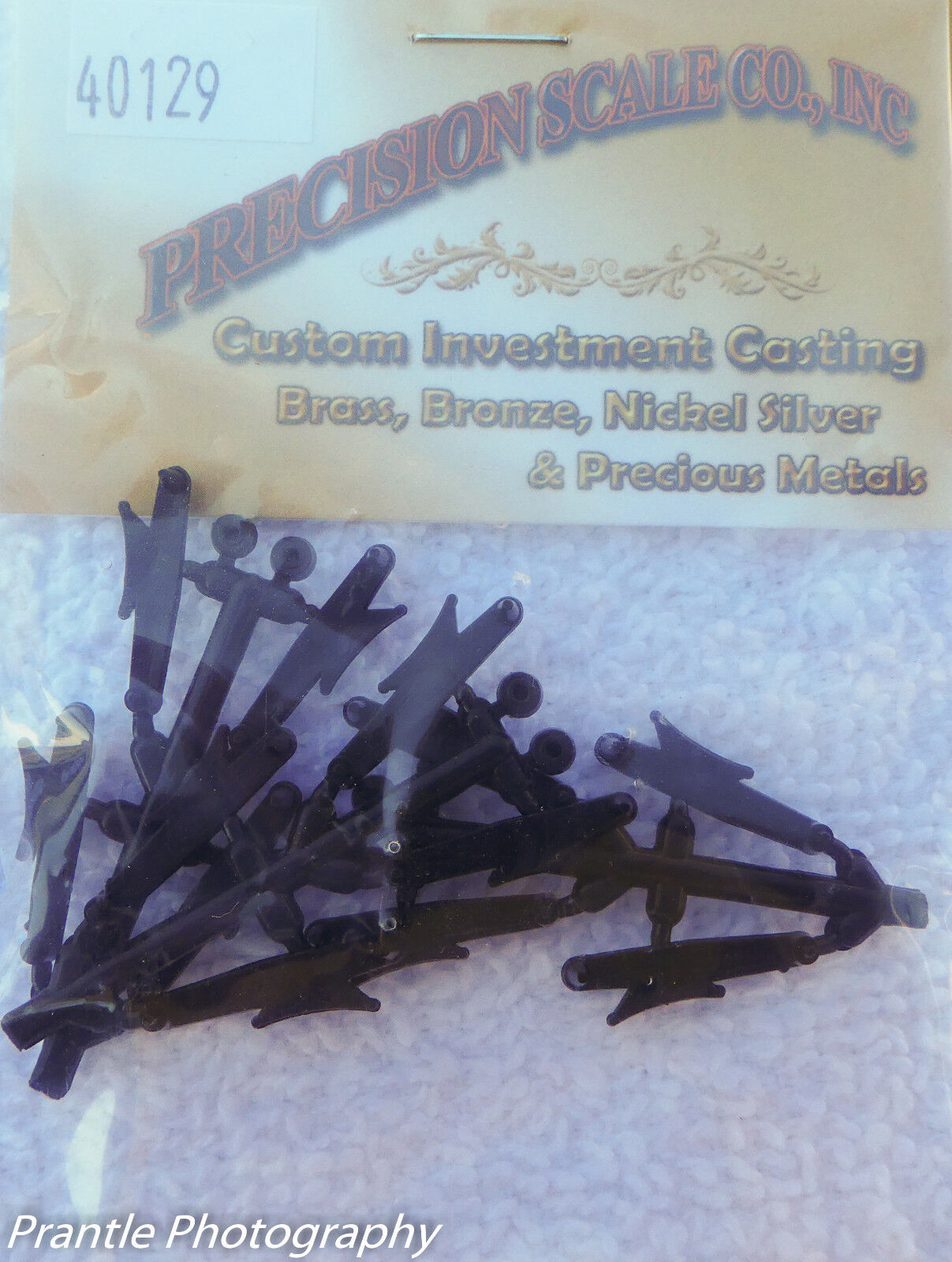 Precision Scale O #40129  Hangers w/ shoes, Loco brake (Plastic) (12 pcs)