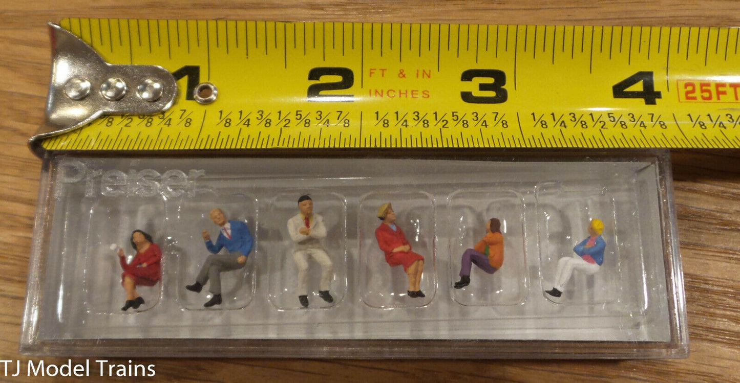 Preiser HO #10096c Pedestrians -- Seated #2