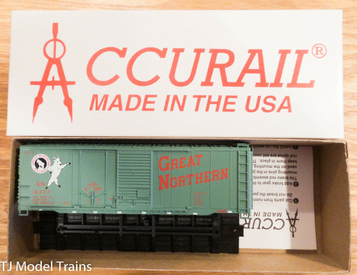 Accurail HO #3819 G.N. "ROCKY" 40' COMBO DOOR BOXCAR