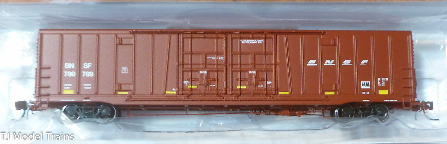 BLMA Models N #18068 (Rd #780789) BNSF (Powerbar Logo) Bx-166 60' Beer Car