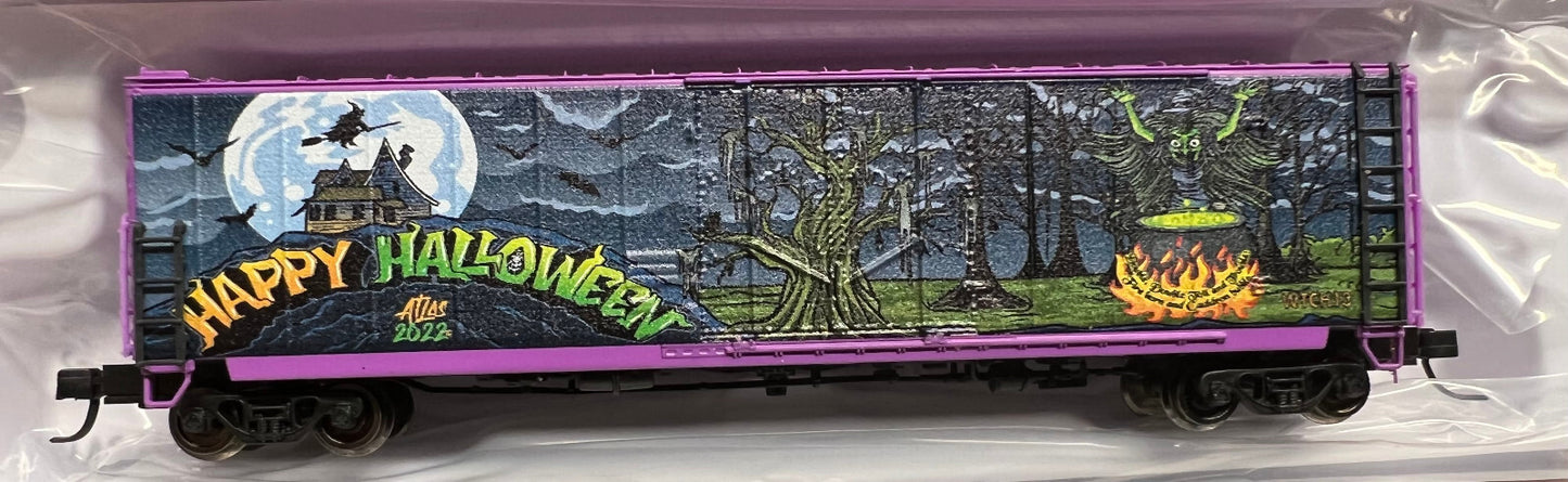 Atlas N #50006267 -50' RBL Plug-Door Boxcar- Halloween
