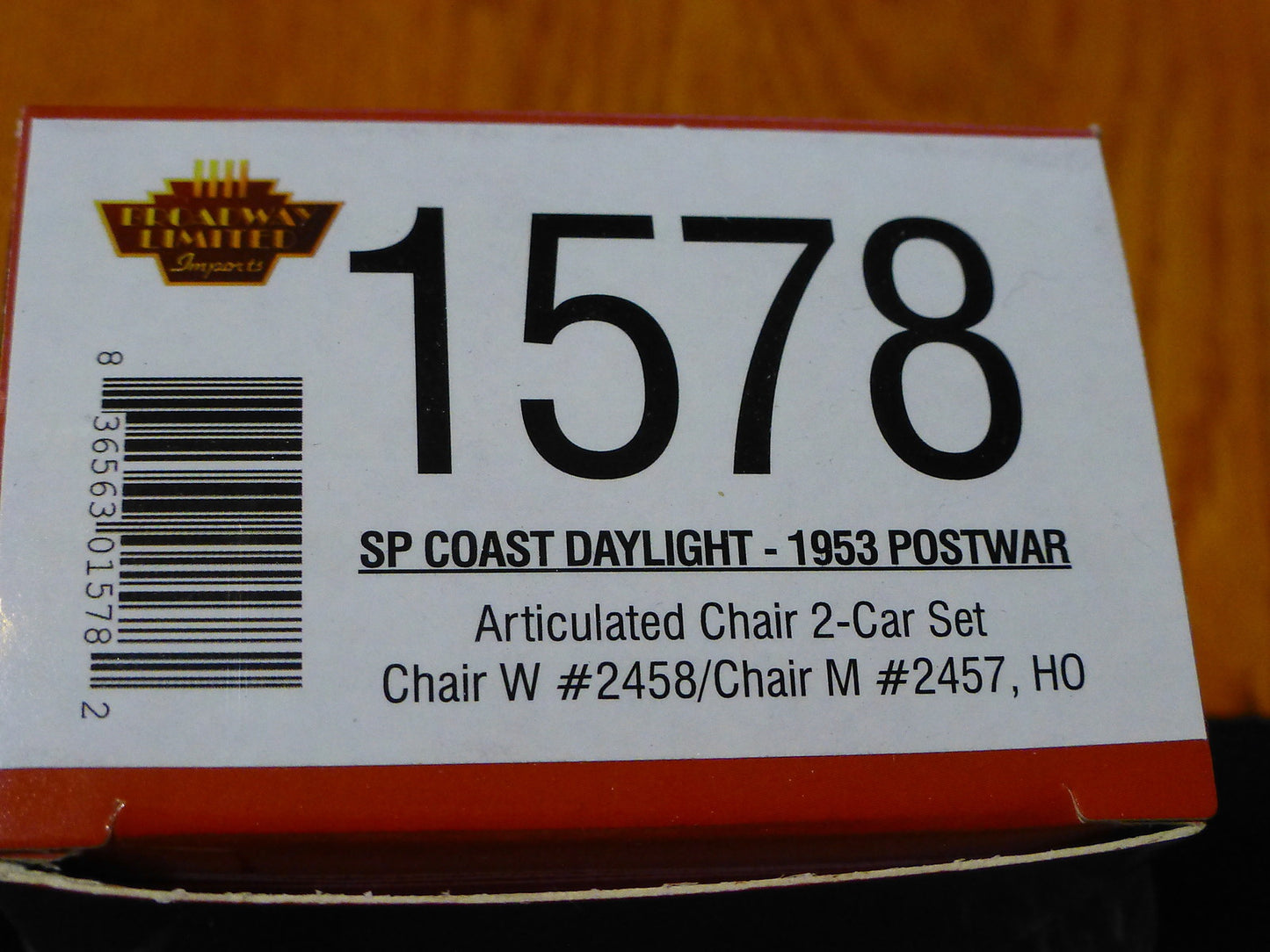 Broadway Limited HO #1578 SP Coast Daylight 2-Car Set w/Antenna, Chair w/#2458 &