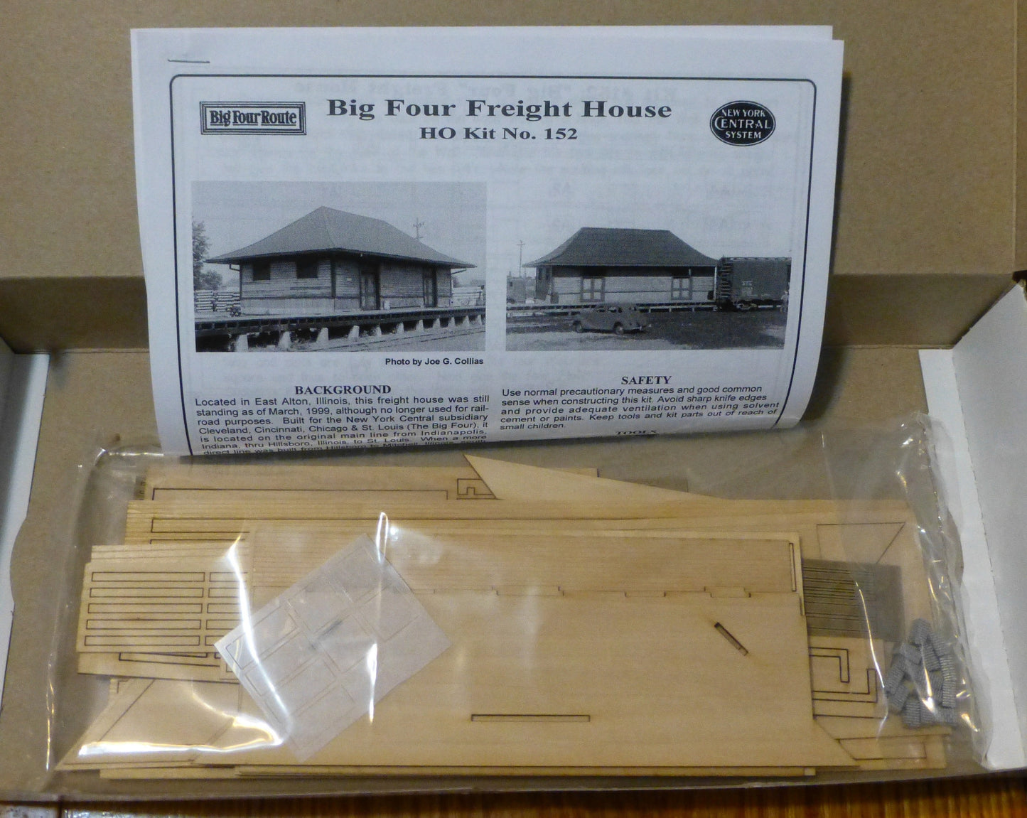 American Model Builders HO #152 Big Four Freight Hiouse