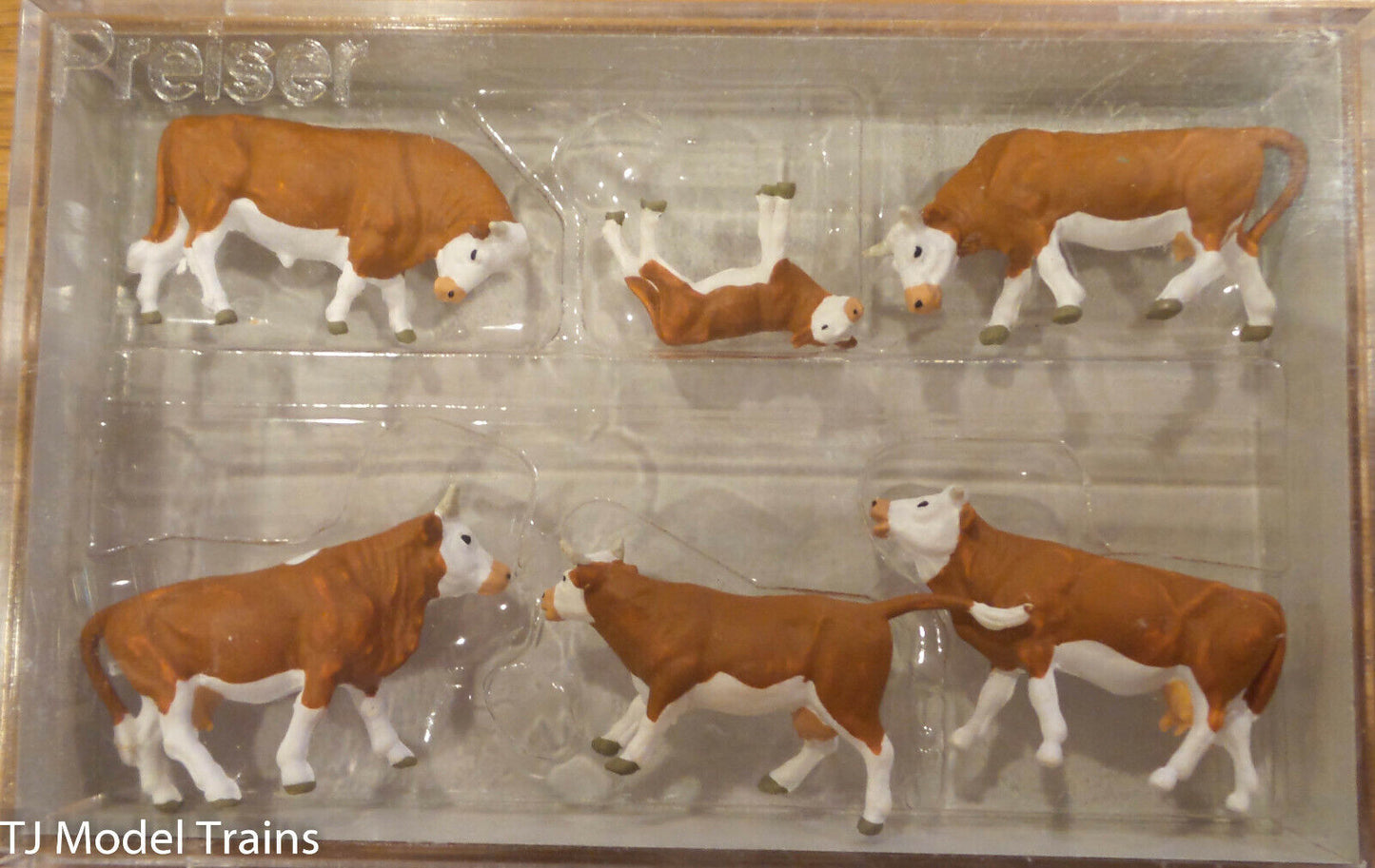 Preiser HO #10146 Cows, Brown Markings (Figures)