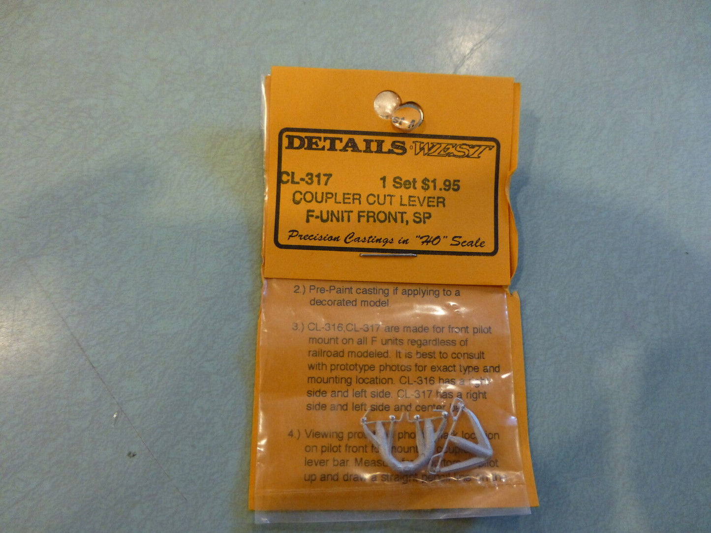 Details West HO #317 Coupler Cut Lever F-Units Front SP