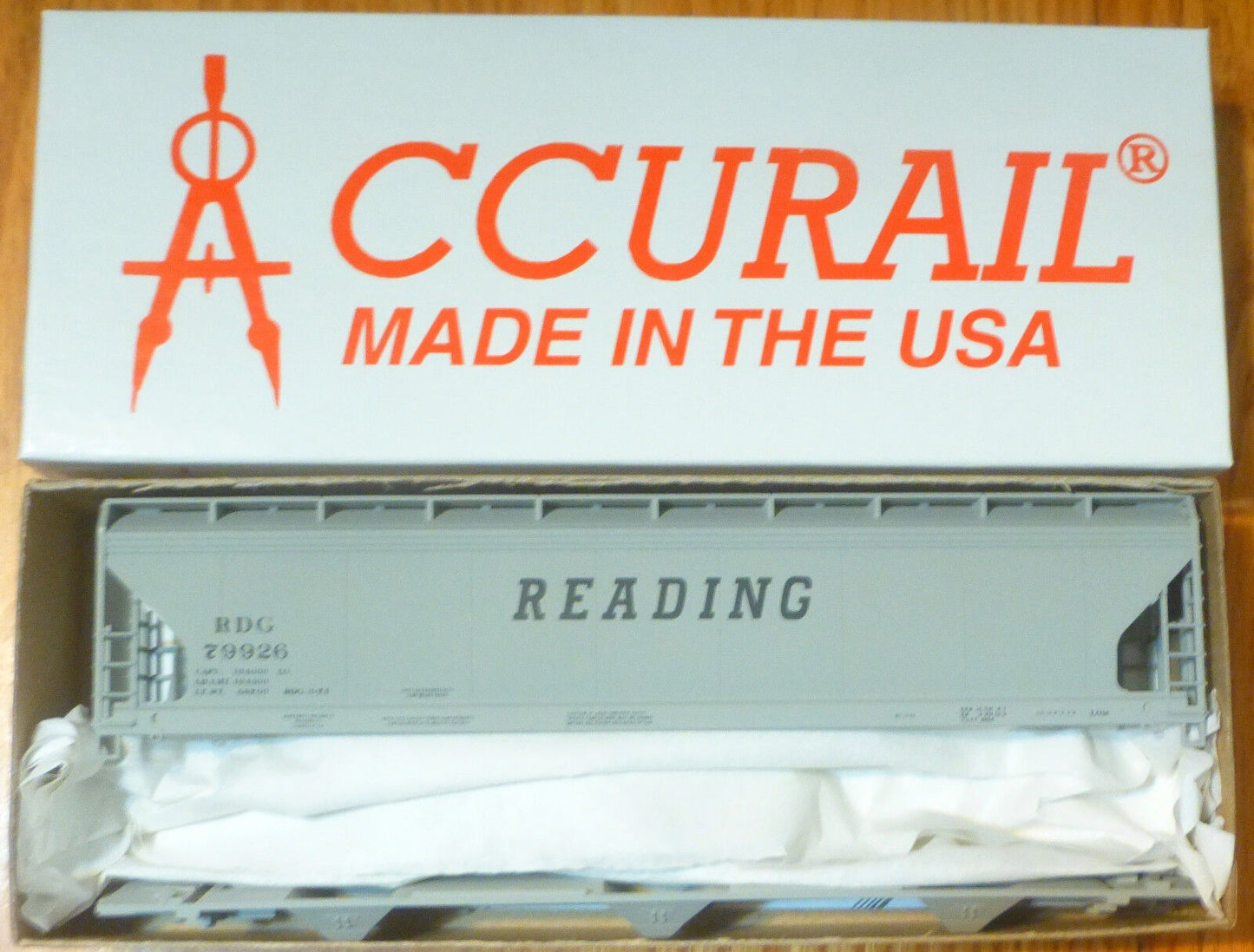 Accurail HO #2039.1 ACF 3-Bay Cov. Hopper Reading