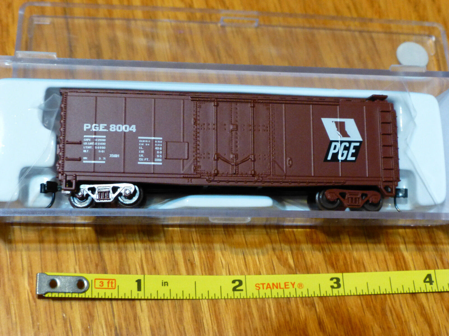 Atlas N Scale #33316 / 40' PD Box PGE