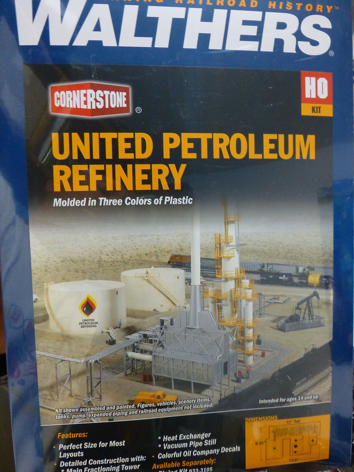 Walthers HO #933-3705 United Petroleum Refining -- Kit - 13-1/2 x 8-1/4 x 15"