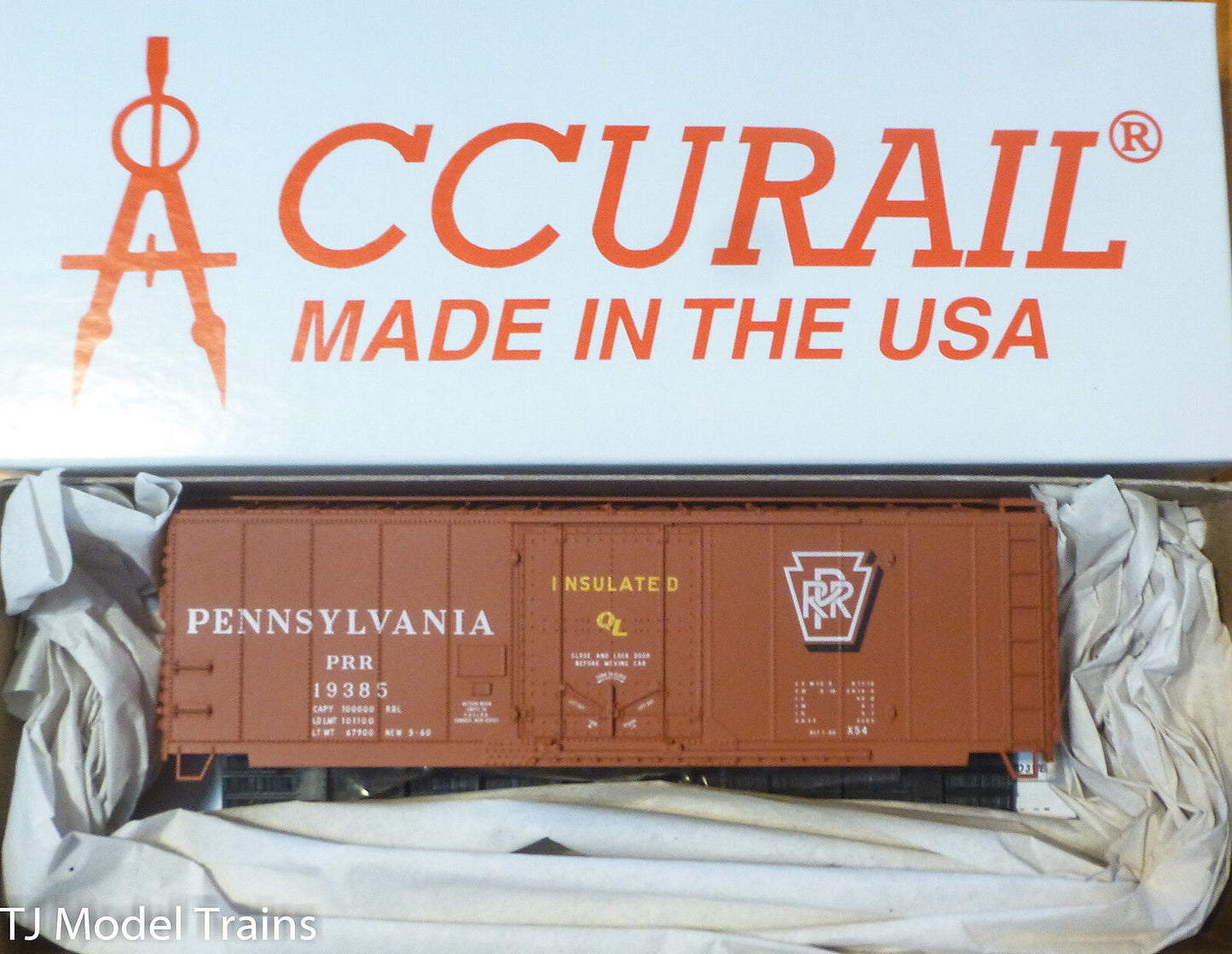 Accurail HO #31022 (Rd #19385) Pennsylvania (40' Plug Door Boxcar) Plastic Kit