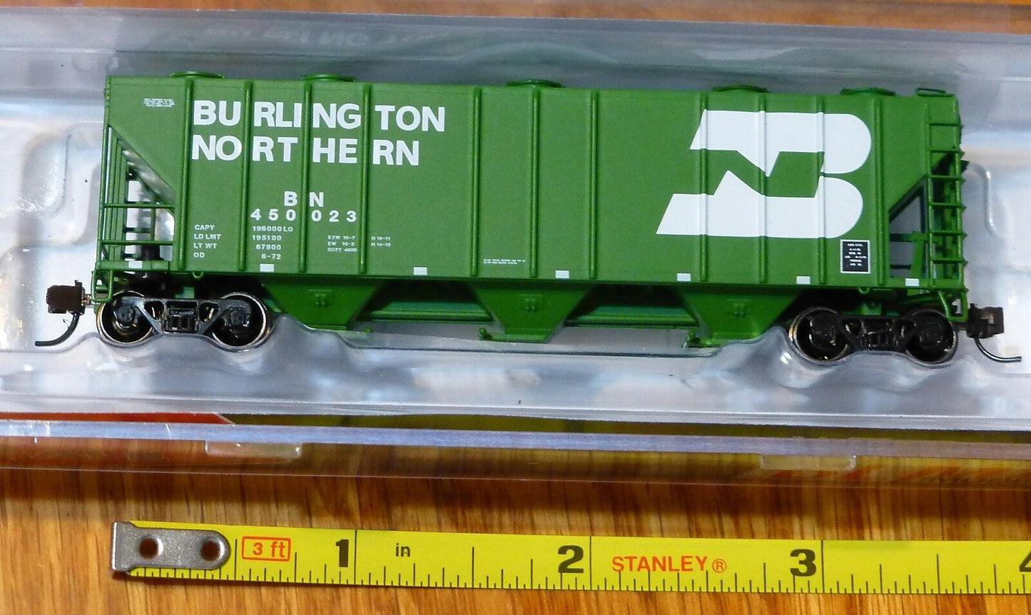 BLMA Models N #11065 (Rd #450023) Burlington Northern PS-4000 Covered Hopper