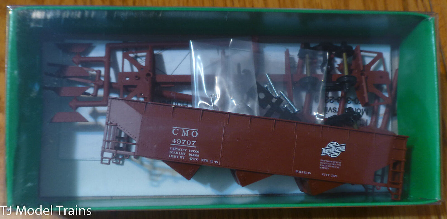 Bowser #691-11025 (Rd #49707) CNW/CMO CMO Numbers (70 Ton Offset Hopper Kit)