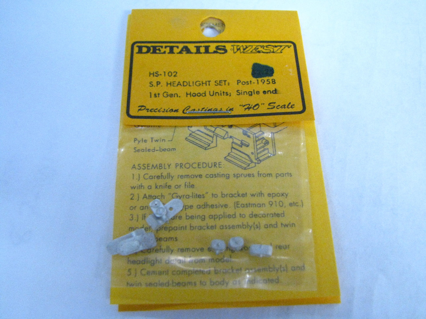 Details West HO #102 Single End / Headlight set-SP-Pyle