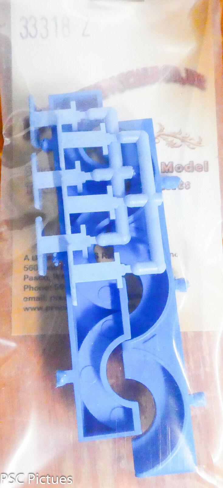 Precision Scale HO #33318.2 Settees and Semi-Circular Tables (Plastic Parts)Blue