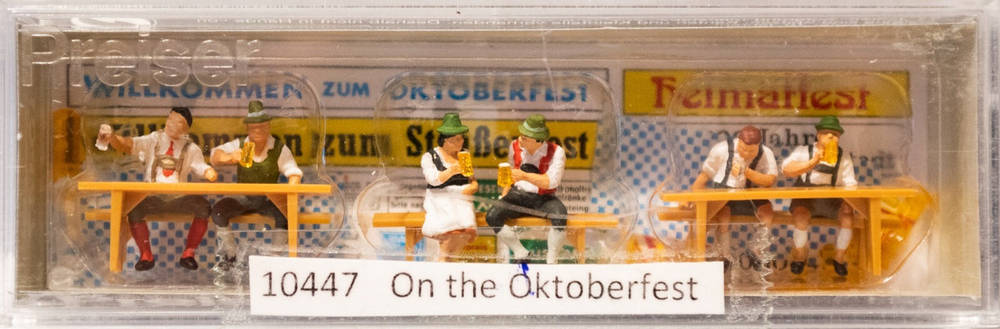 Preiser HO# 10447 Oktoberfest Goers #1 Seated At Tables -- pkg(6)