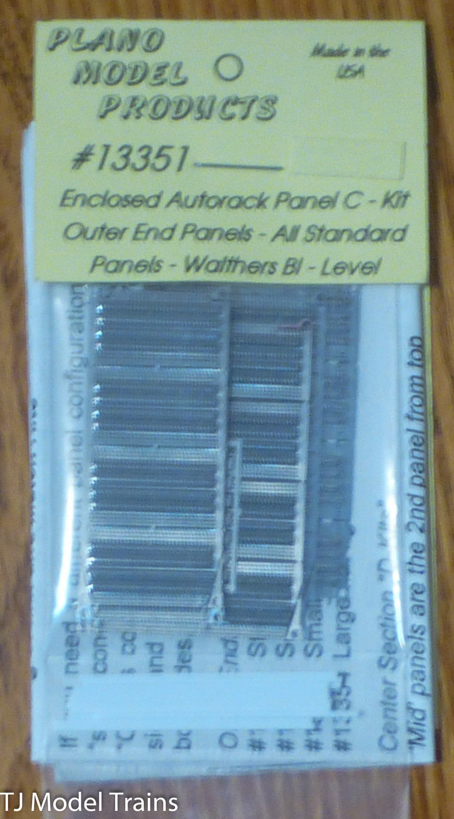Plano #13351 Enclosed Autorack Outer End Panels - "E" Kit; for Walthers Tri-Leve