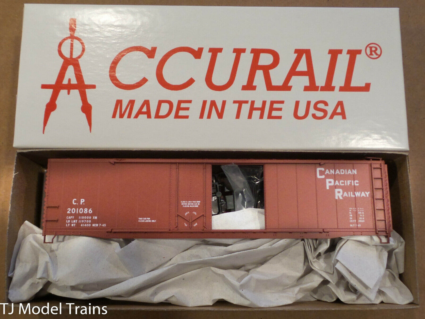 Accurail HO #5327 50' Combo Door Boxcar; Canadian Pacific