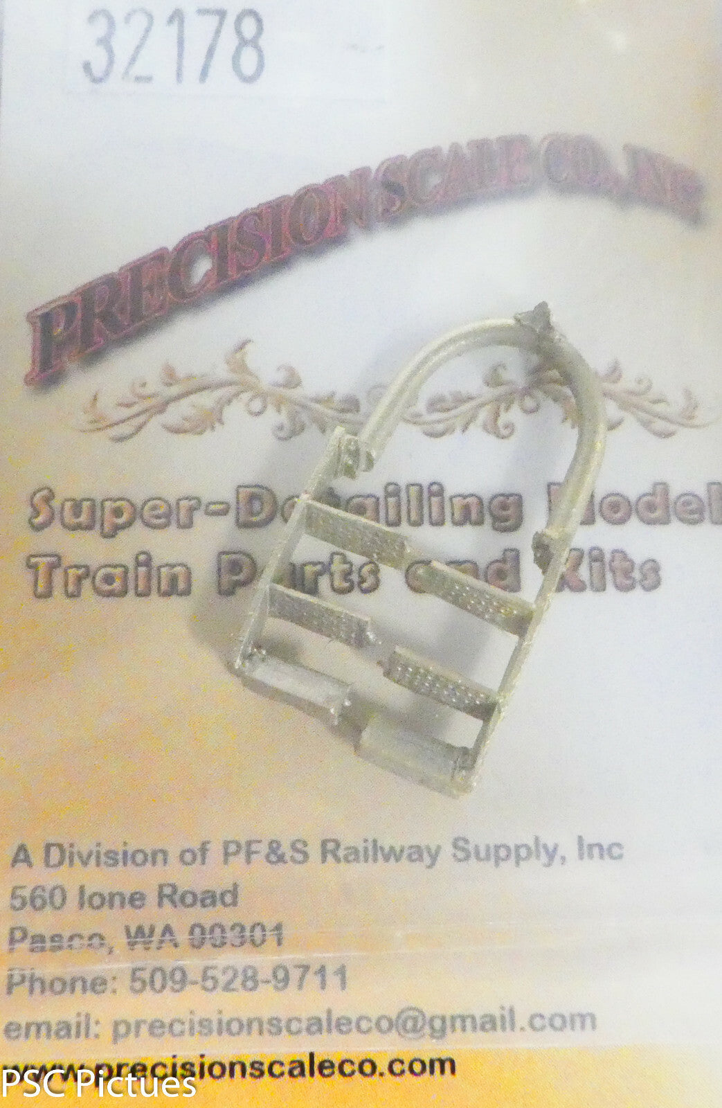 Precision Scale HO #32178 Steps, Pilot, as Used on DM&IR Yellowstone (Brass)