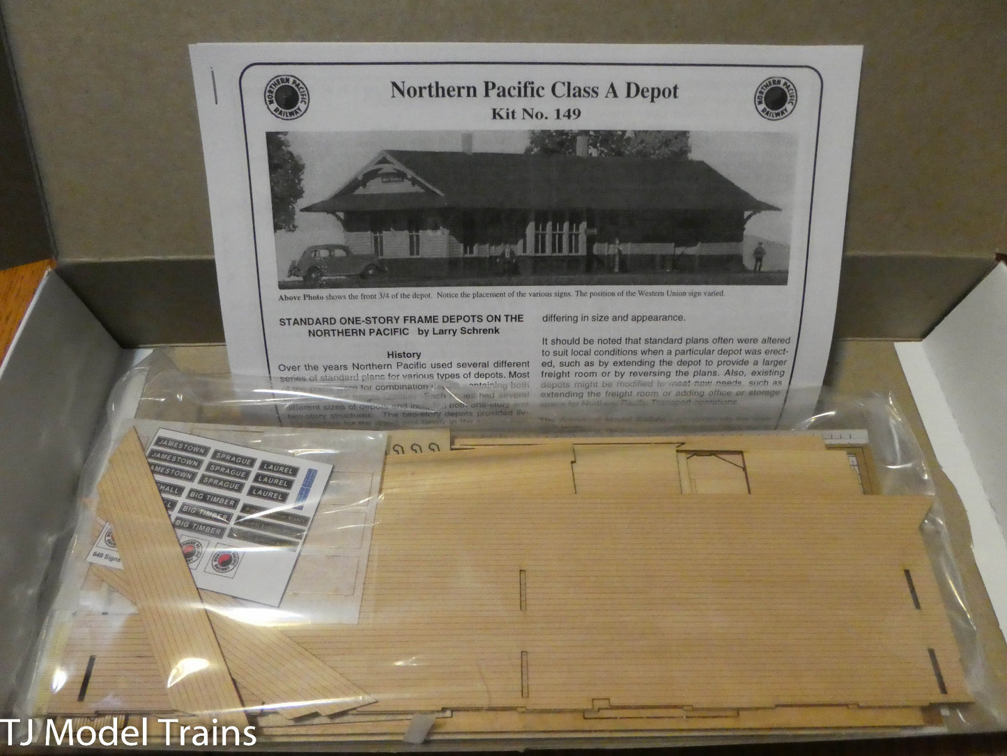 American Model Builders HO #149 Northern Pac. Class "A" Depot