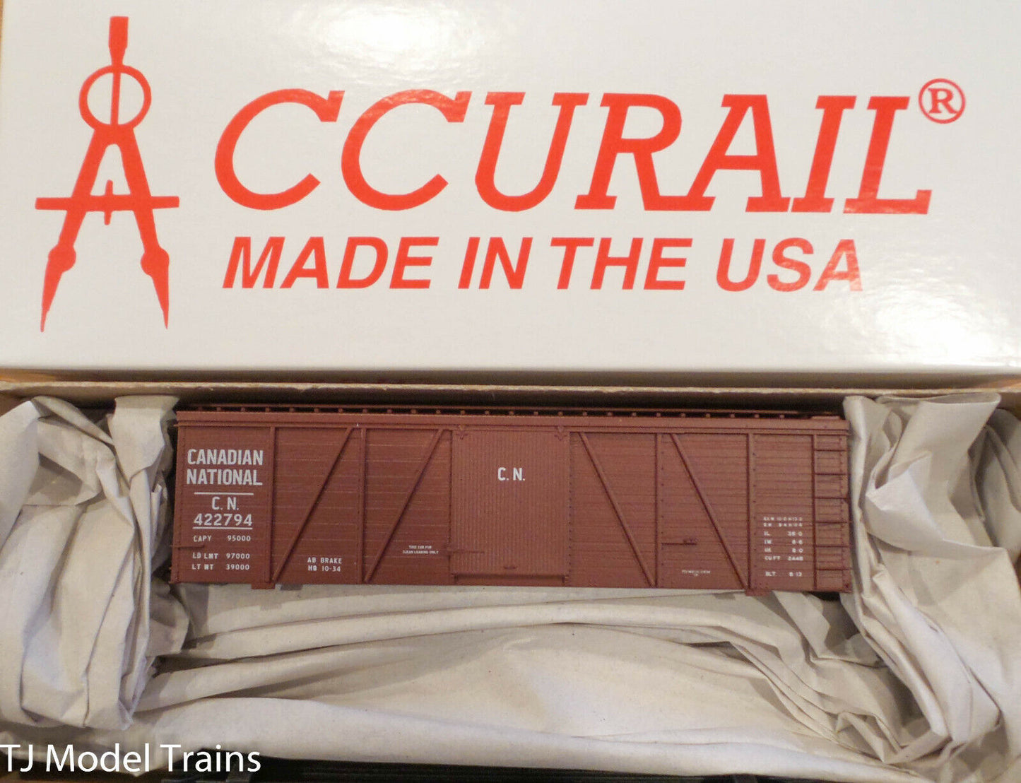 Accurail HO #1154.1 36' Fowler Wood Boxcar CN Rd #422794