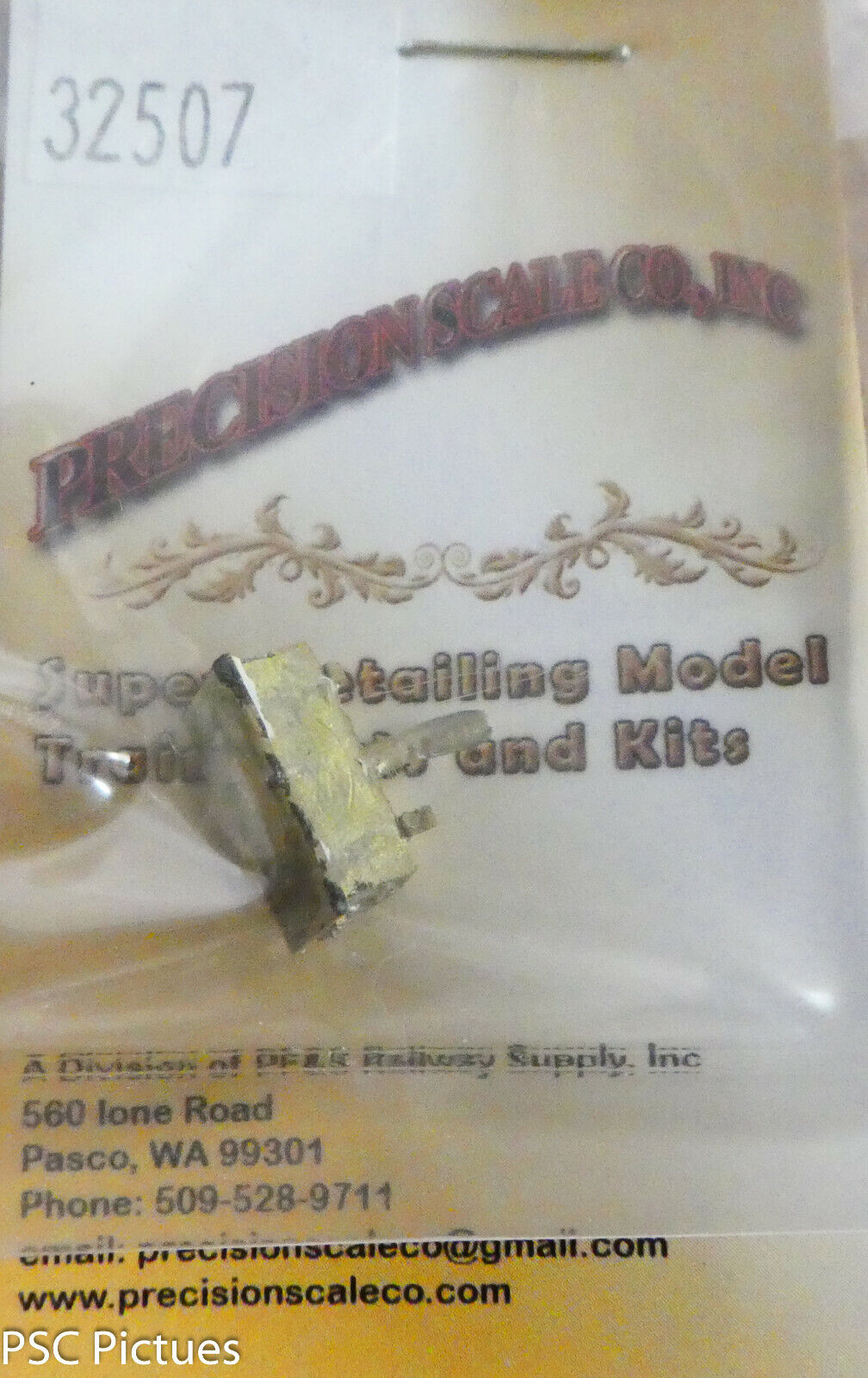 Precision Scale HO #32507 Tool Box, Non-Working (Brass Casting)