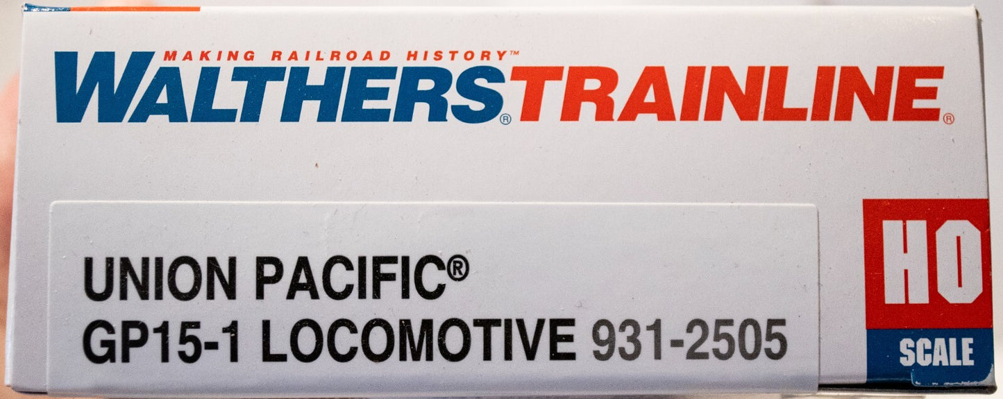Walthers HO #931-2505 EMD GP15-1 - Standard DC -- Union Pacific(R) (yellow, gray
