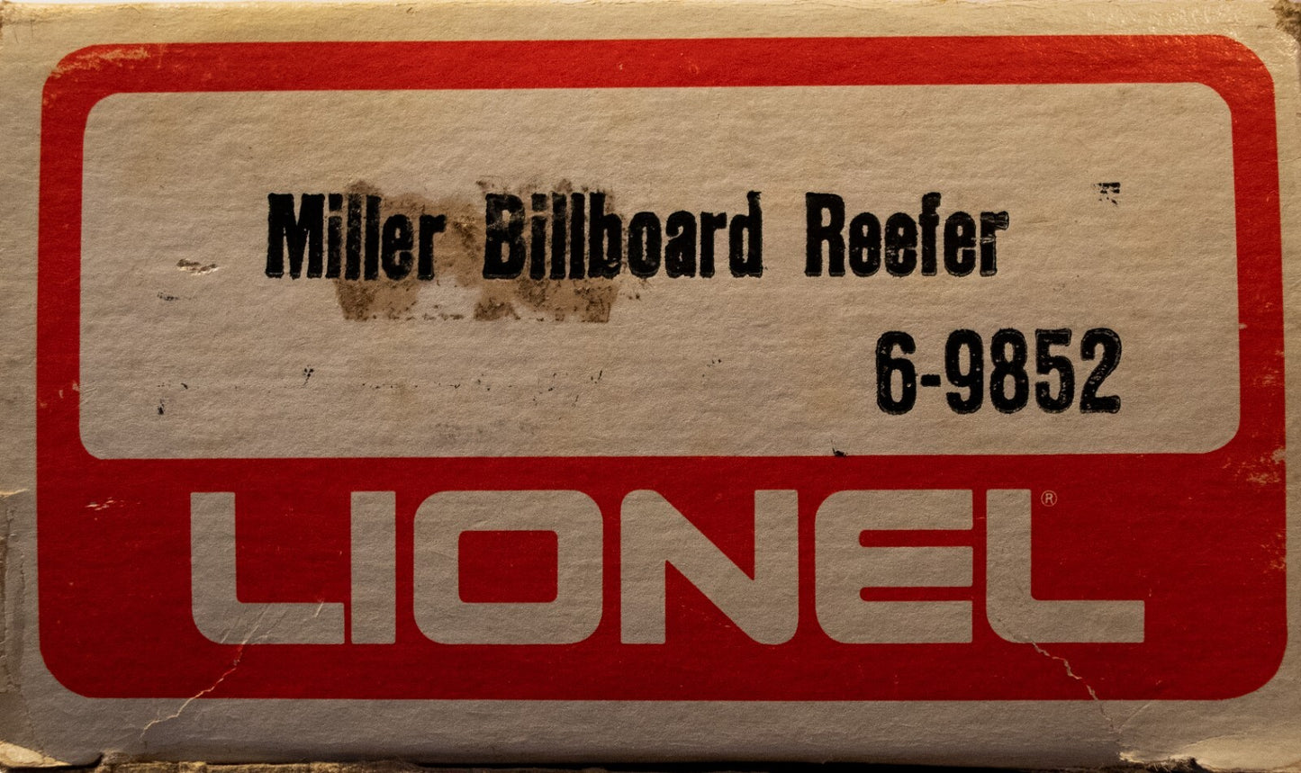 Lionel O Scale #6-9852 Miller High Life Reefer Champagne of Beers Model Railro