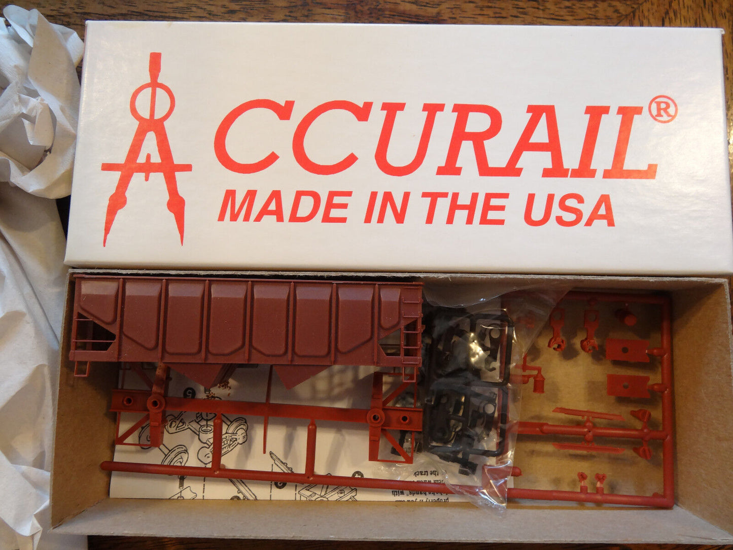 Accurail HO #2800 (55 Ton Pnl/side Twin Hopper Undec.)