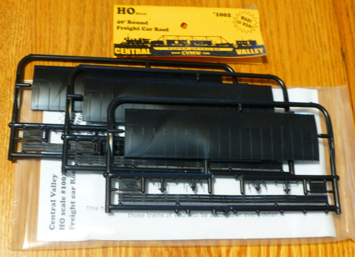 Central Valley HO #1002 (40' Round Freight Car Roof) 1:87th (Plastic Parts)