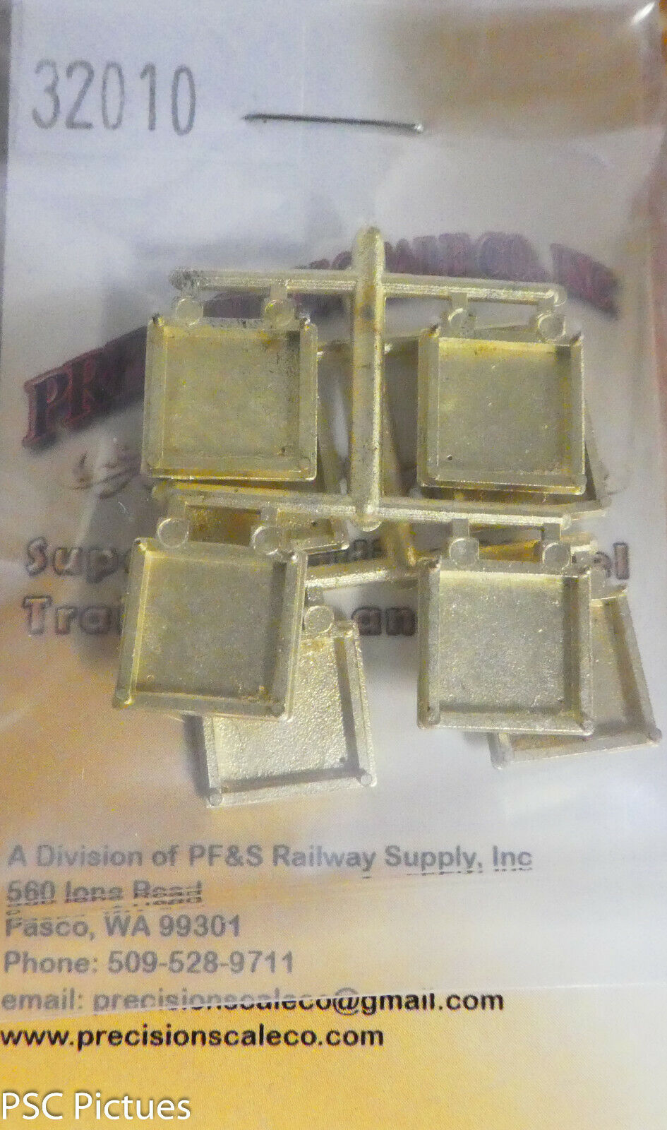 Precision Scale HO #32010 Hatches, ACF 3' Square (8 in pkg) Brass Castings
