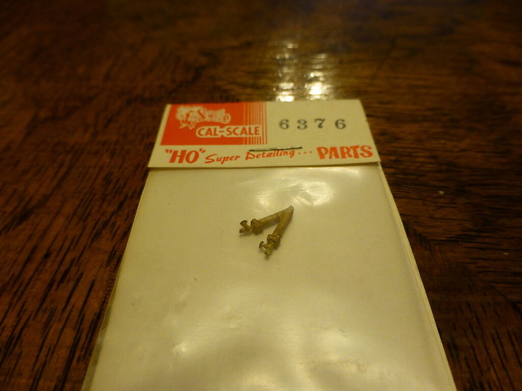 Cal-Scale HO #6376 Relief Vlaves(2)R&L W&LE (Brass