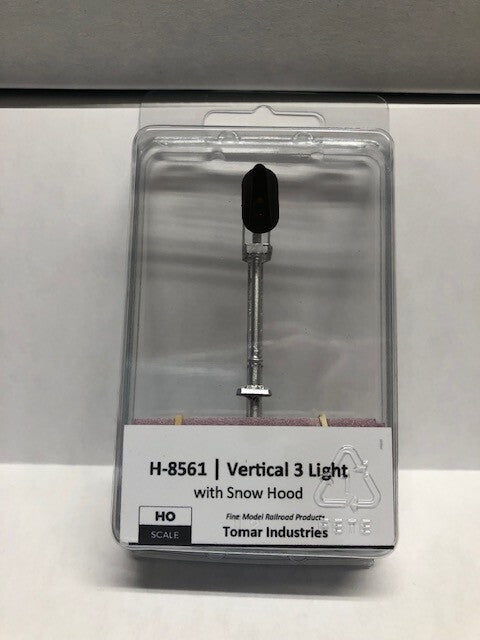 Tomar Industries HO #H-8561 /3 LIGHT VERTICAL w/snow hood green-yellow-red LEDs.