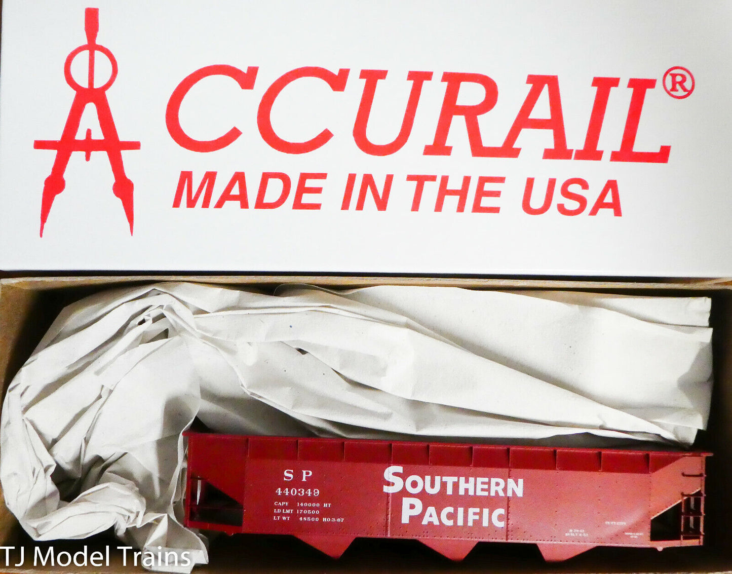 Accurail HO #7567 (Rd #440349) Southern Pacific (70 Ton Offset Triple Hopper)NEW