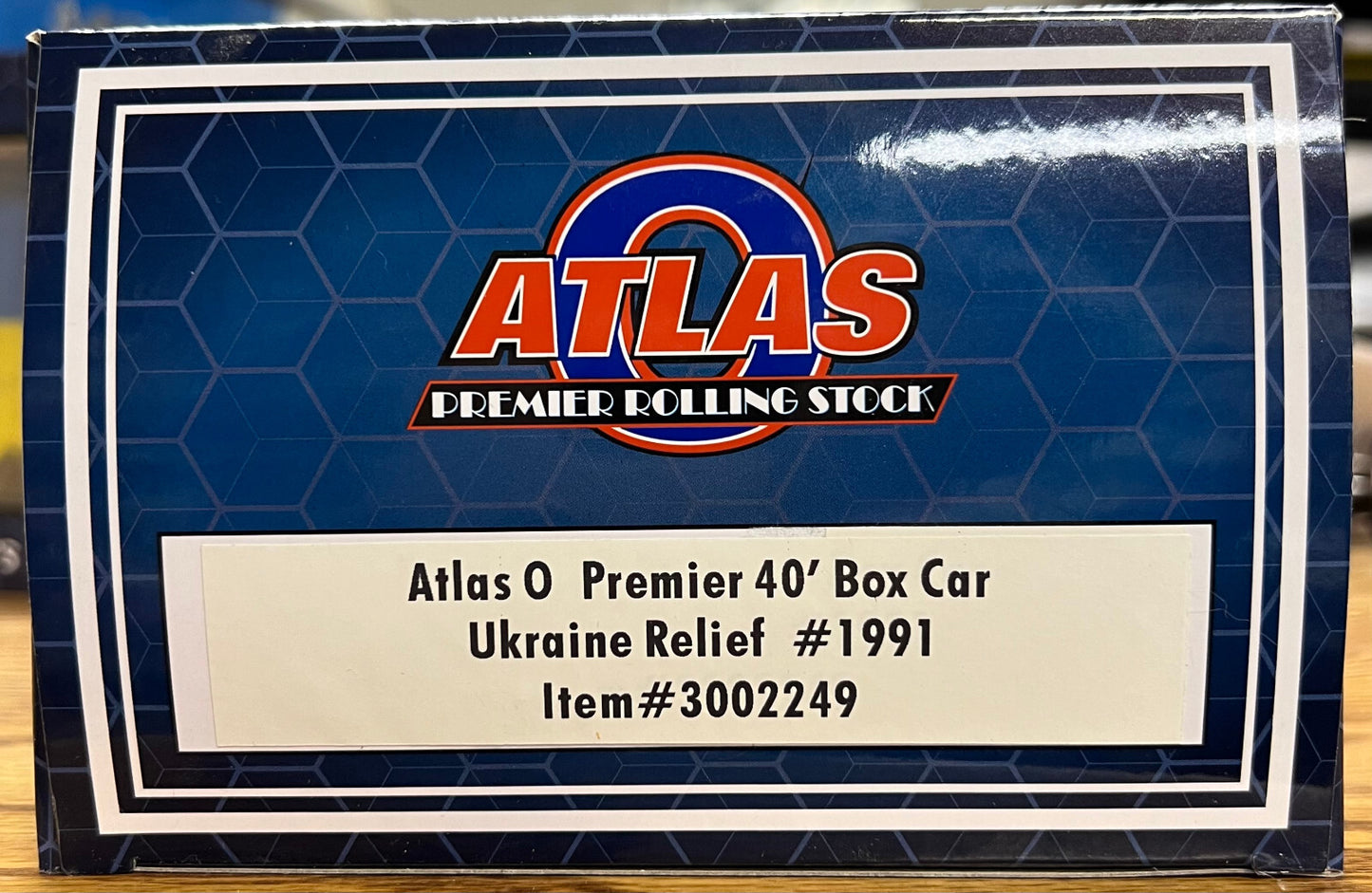 Atlas O Scale #3002249 Premier 40' Box Car Ukraine Relief