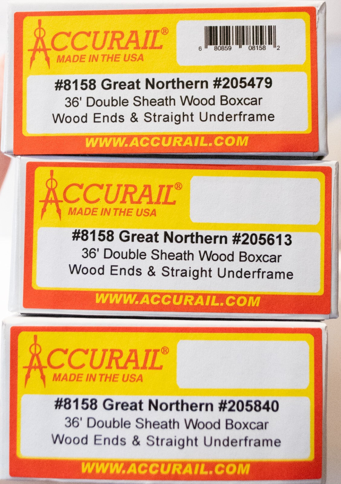 Accurail HO #8158 (3Pck) 36' Double-Sheathed Boxcar w/Steel Roof, Ends, Straight