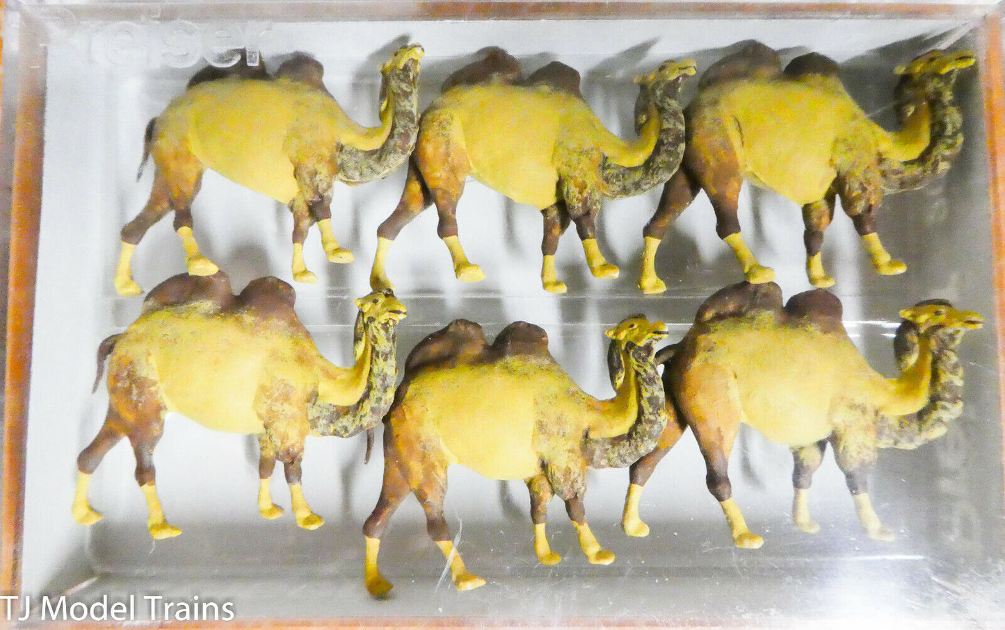 Preiser HO #20383 Animals -- Camels (Bactrian, 2 Humps)
