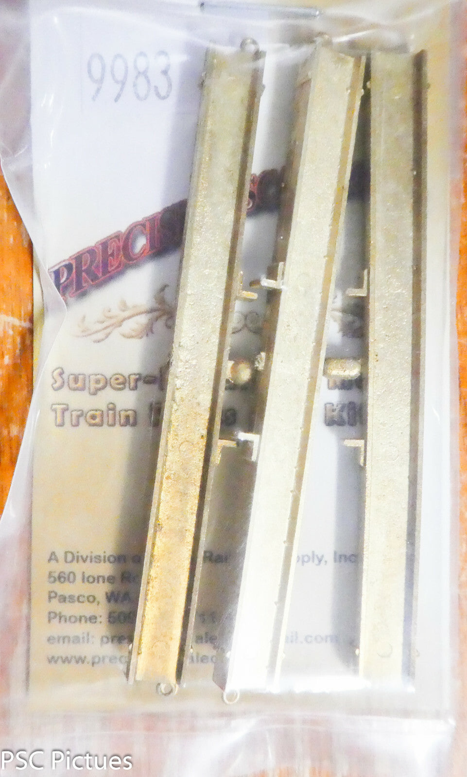 Precision Scale #9983 (Large Scale) Crossbeams, Side Dump Ore Car, 1/2" Scale