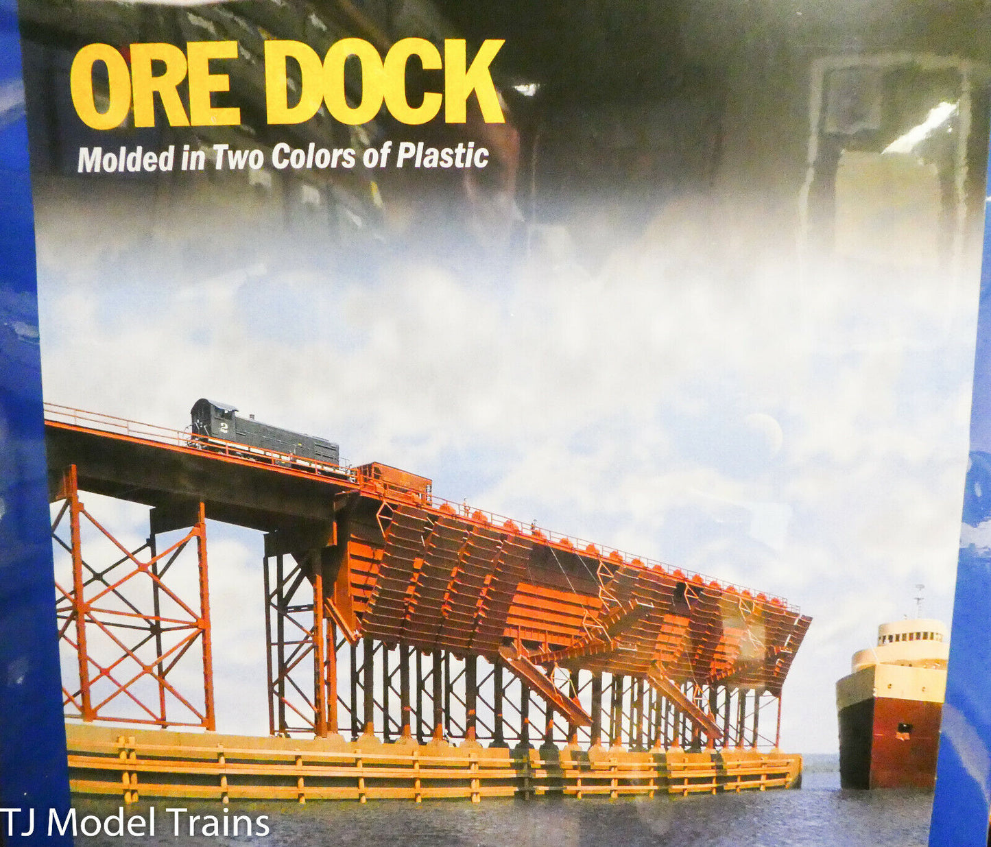 Walthers HO #933-3065 Ore Dock (Building Kit Large) Plastic (1:87th Scale)