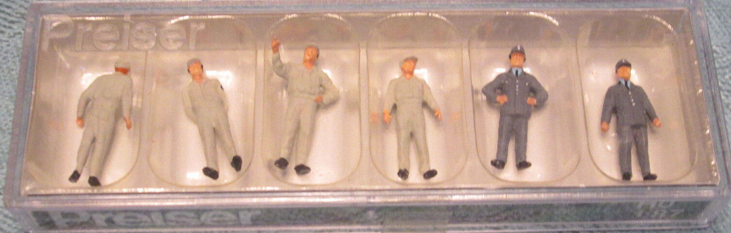 Preiser HO #10457G People Working -- Federal Technical Emergency Service Workers