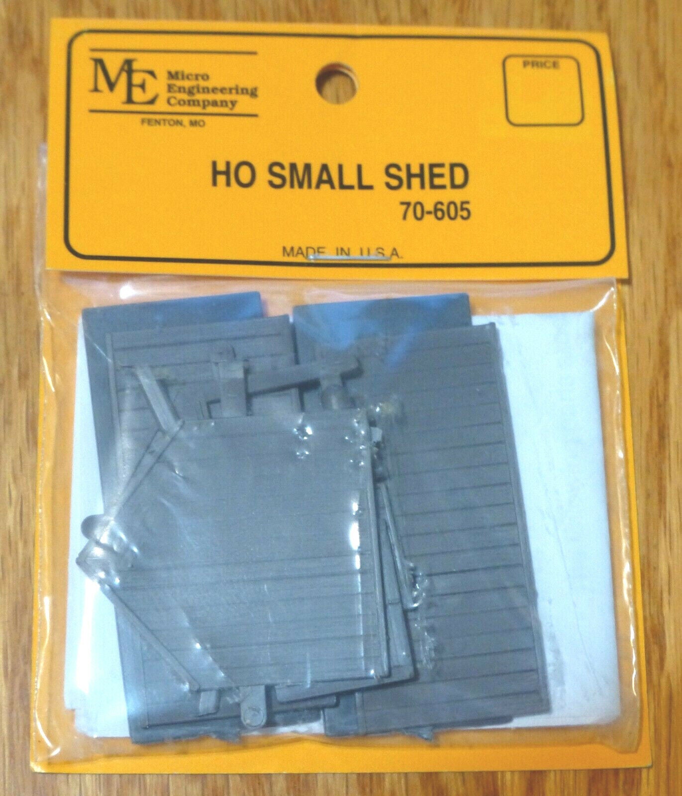 Micro Engineering Company HO #70-605 Small Shed (Kit Form) Plastic Parts