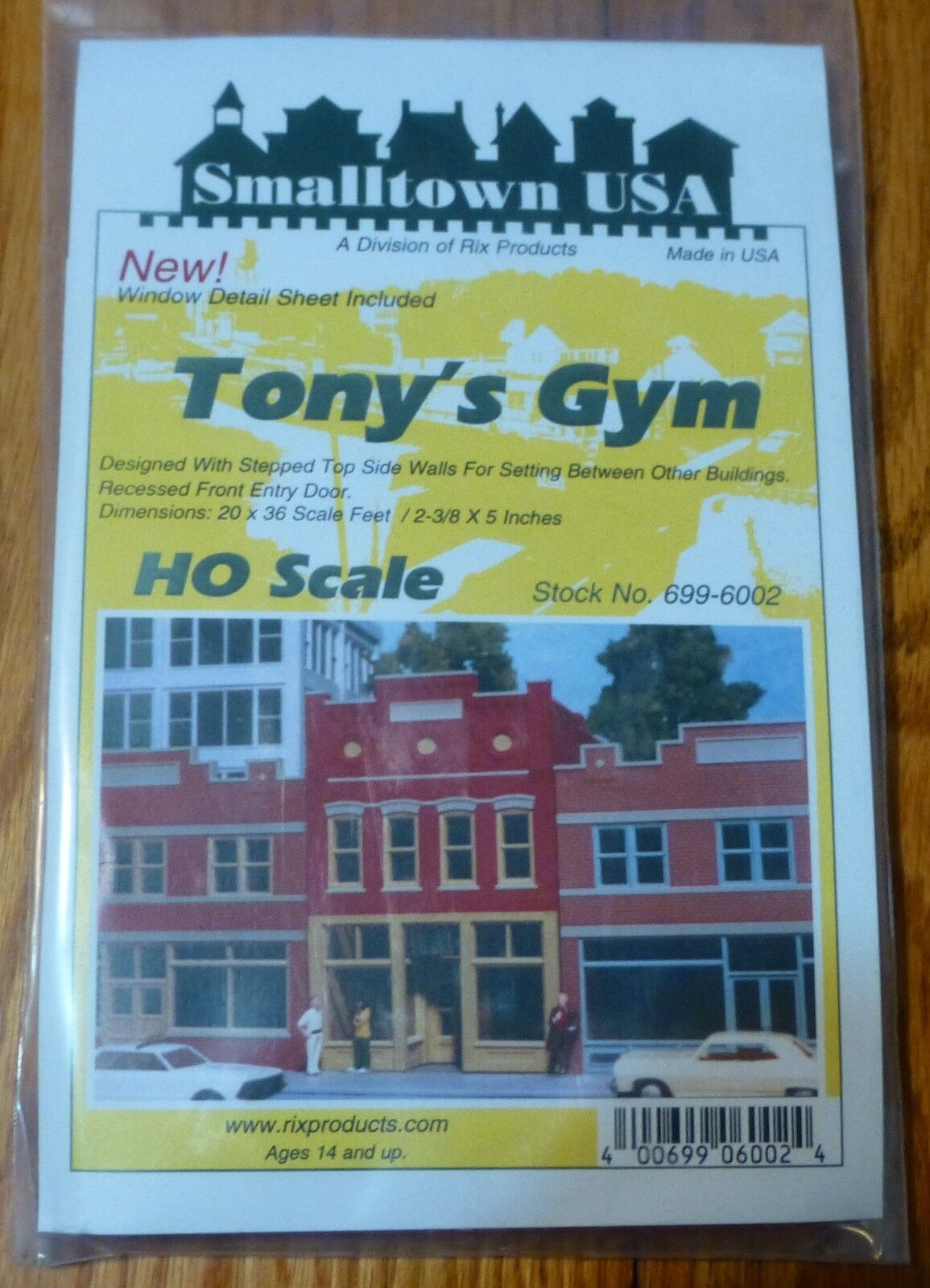Smalltown USA HO #699-6002 Tony's Gym -- Kit - 4-3/4 x 2-3/4" 11.9 x 6.9cm