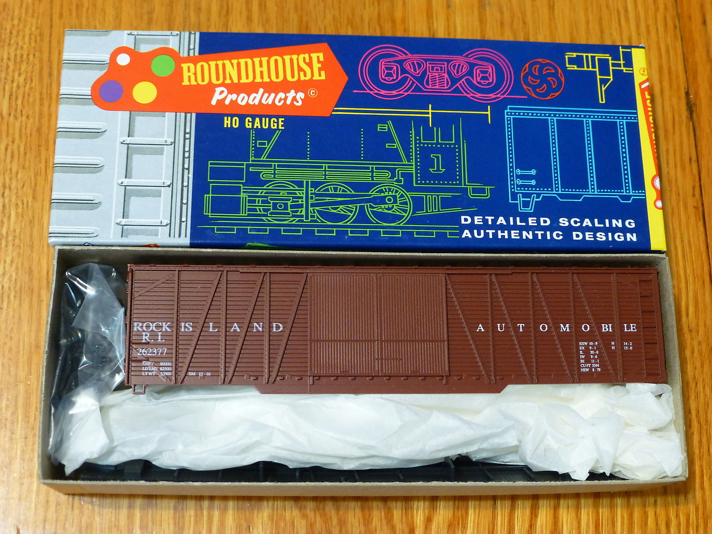 Roundhouse HO #2123 (Rd #262377) Rock Island 50' S/S Auto-End Box Wood DBL Door