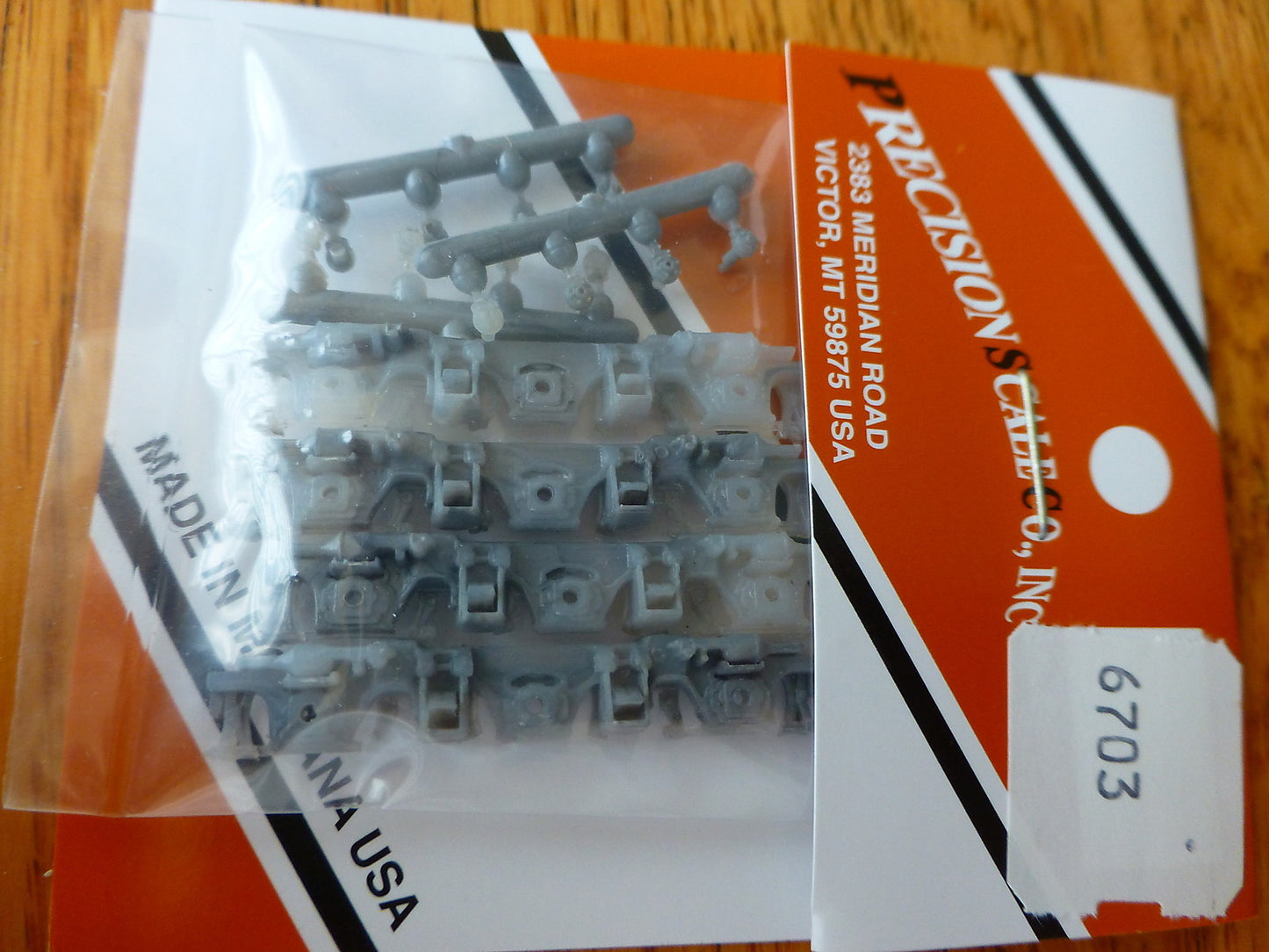 Precision Scale N #6703 Sideframes, EMD 3-8 Style, 6 Wheel, Truck Style (Plastic