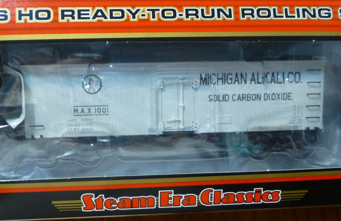 Atlas HO #20002707 Michigan Alkali Company 36' Wood Reefer Road #1001