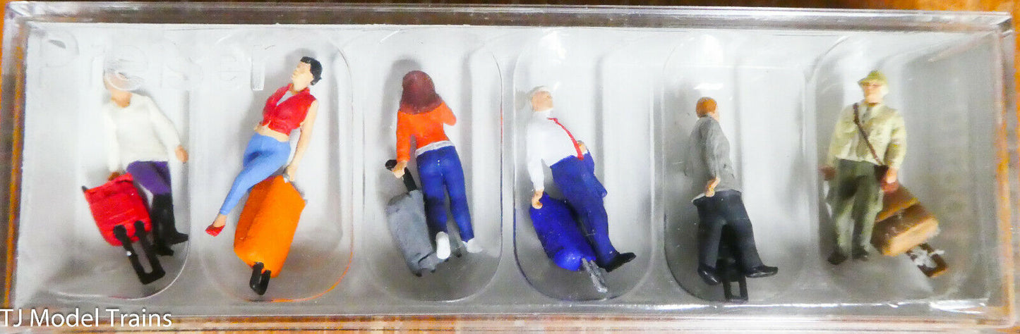 Preiser HO #10640 Travelers w/Rolling Suitcases -- 3 Men, 3 Women, 6 Suitcases